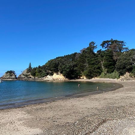 Kereru Cabin - Spectacular Seaviews, Rustic, Glamping Eco Adventure Palm Beach Exterior foto