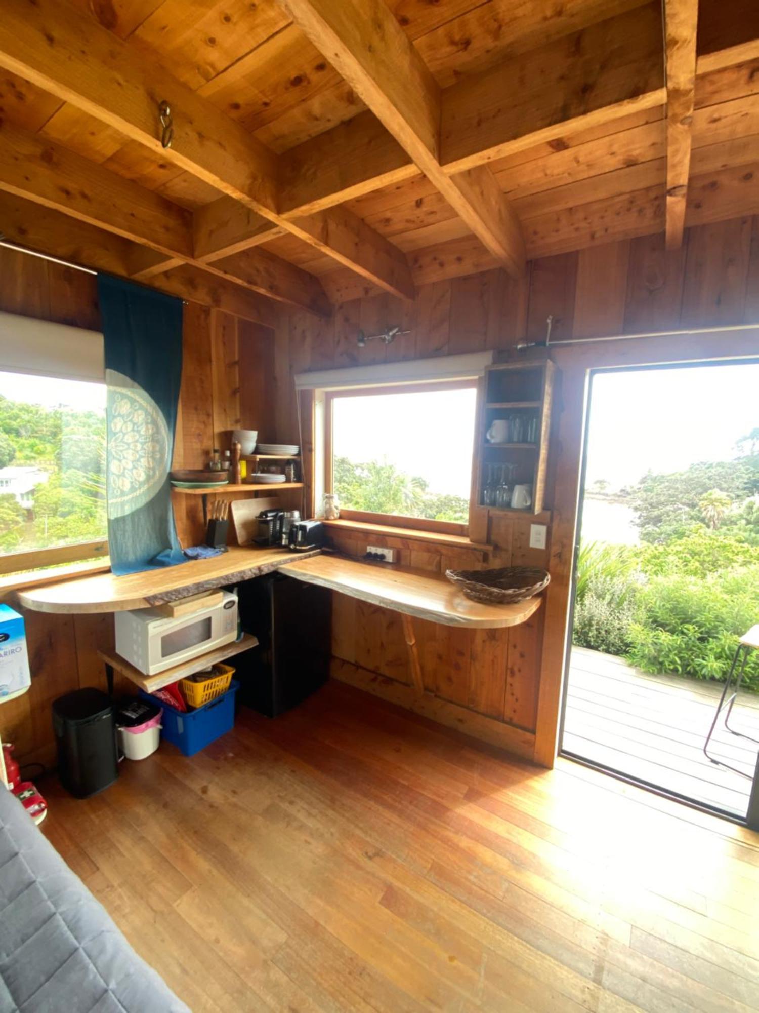 Kereru Cabin - Spectacular Seaviews, Rustic, Glamping Eco Adventure Palm Beach Exterior foto